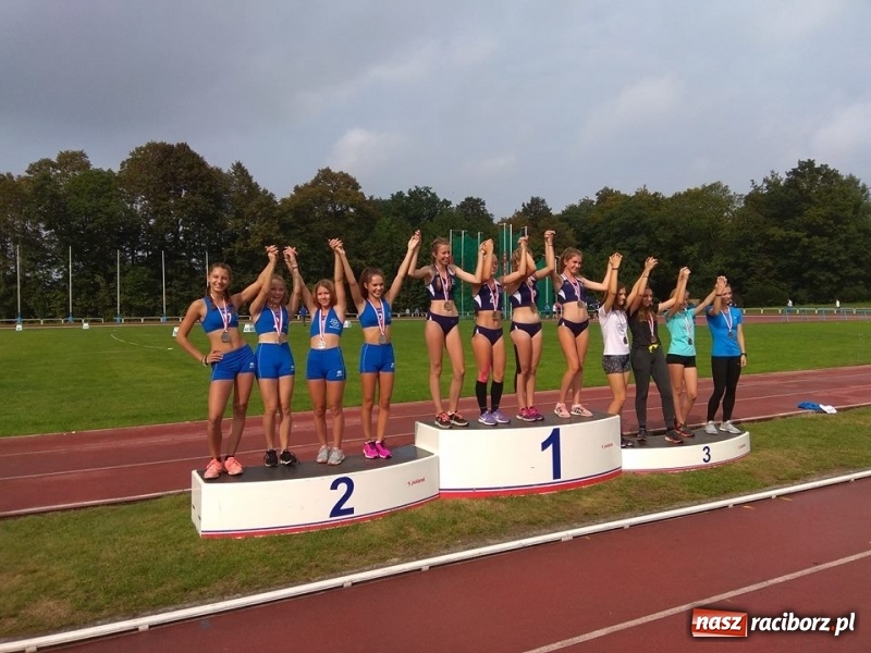 Zdjęcie w galerii na portalu naszraciborz.pl: Pięć medali raciborskich lekkoatletów w Bielsku-Białej  wiadomości z regionu
