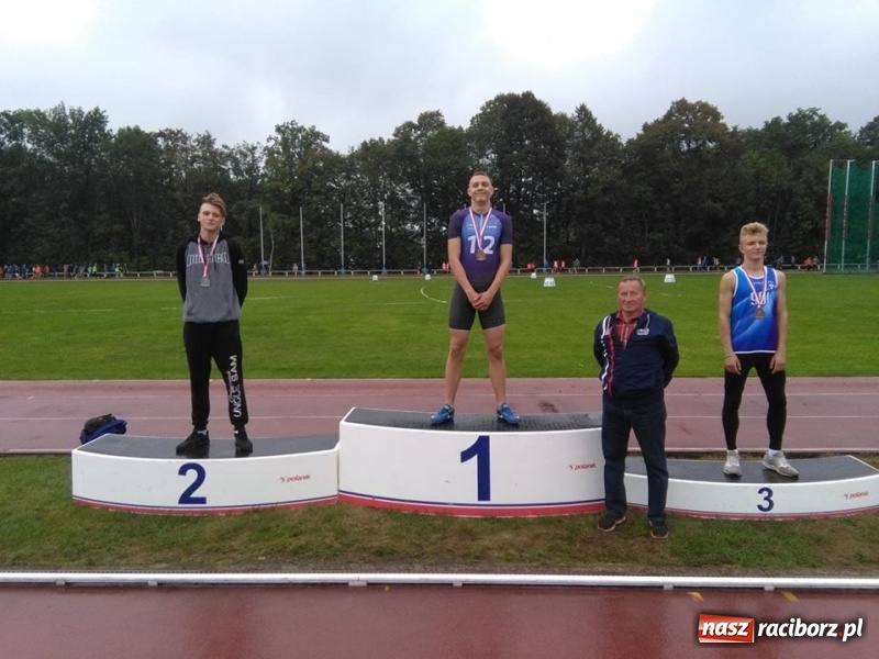 Zdjęcie w galerii na portalu naszraciborz.pl: Pięć medali raciborskich lekkoatletów w Bielsku-Białej  wiadomości z regionu