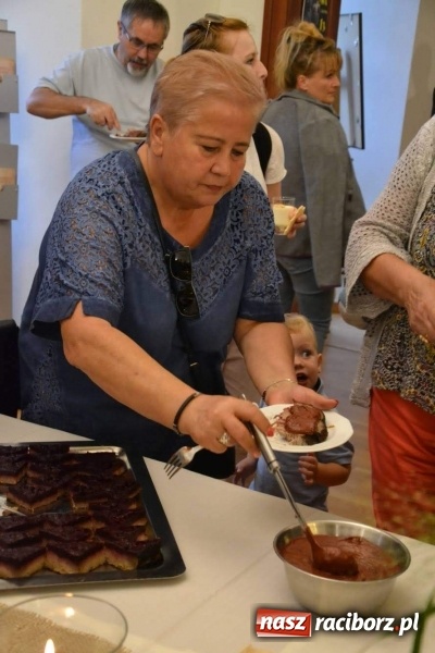 Zdjęcie w galerii na portalu naszraciborz.pl: Przy książęcym stole - wernisaż z degustacją potraw na Zamku Piastowskim wiadomości z regionu