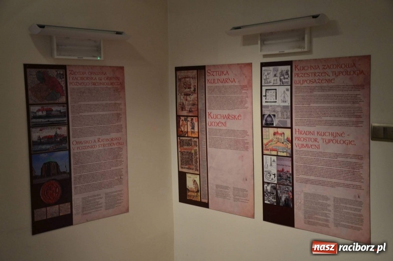 Zdjęcie w galerii na portalu naszraciborz.pl: Przy książęcym stole - wernisaż z degustacją potraw na Zamku Piastowskim wiadomości z regionu