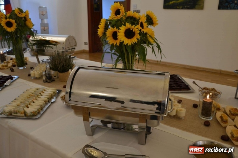 Zdjęcie w galerii na portalu naszraciborz.pl: Przy książęcym stole - wernisaż z degustacją potraw na Zamku Piastowskim wiadomości z regionu