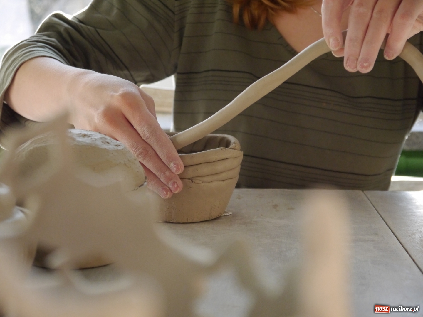 Zdjęcie w galerii na portalu naszraciborz.pl: Fundusze europejskie dla młodych osób. Spot promocyjny z przedsiębiorczą raciborzanką wiadomości z regionu