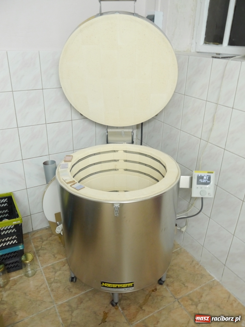 Zdjęcie w galerii na portalu naszraciborz.pl: Fundusze europejskie dla młodych osób. Spot promocyjny z przedsiębiorczą raciborzanką wiadomości z regionu