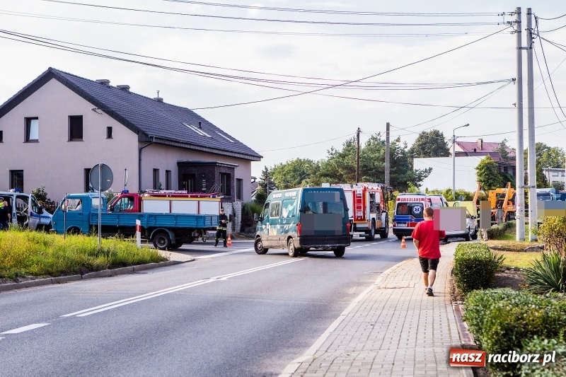 Zdjęcie w galerii na portalu naszraciborz.pl: DK 45. Śmiertelny wypadek na ulicy Kozielskiej w Raciborzu  wiadomości z regionu