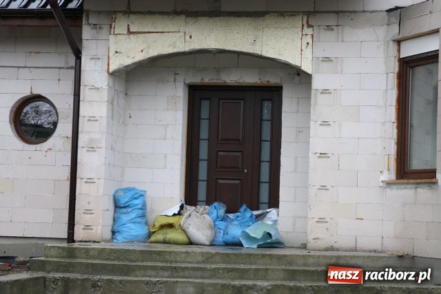 Zdjęcie w galerii na portalu naszraciborz.pl: Racibórz po niespokojnej nocy. Zdjęcia. wiadomości z regionu