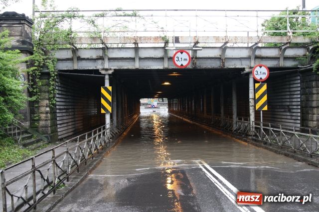 Zdjęcie w galerii na portalu naszraciborz.pl: Racibórz po niespokojnej nocy. Zdjęcia. wiadomości z regionu