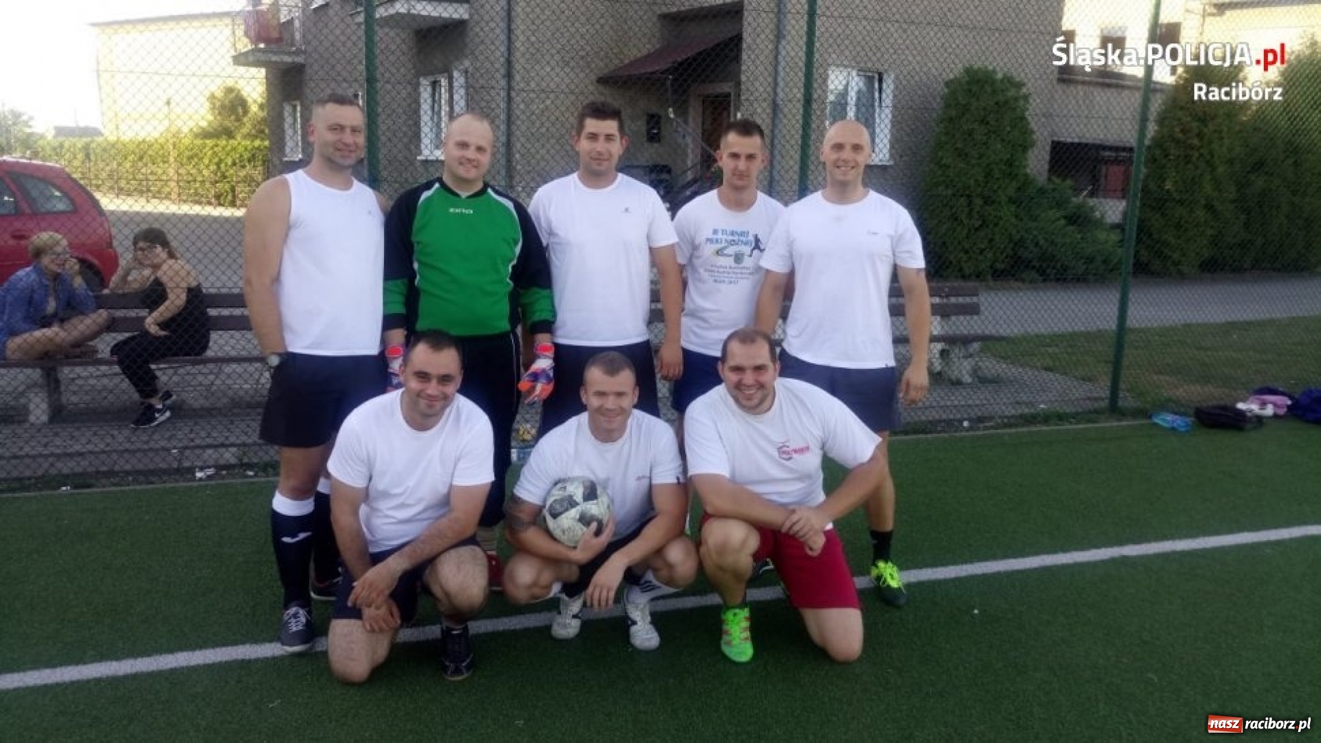 Zdjęcie w galerii na portalu naszraciborz.pl: W Nędzy rywalizowali o puchar komendanta. Najlepsi policjanci z Rydułtów wiadomości z regionu