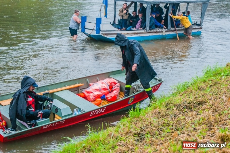 Zdjęcie w galerii na portalu naszraciborz.pl: Rejs Prawdy 2, czyli odzieranie Odry z mitów FOTO i WIDEO wiadomości z regionu