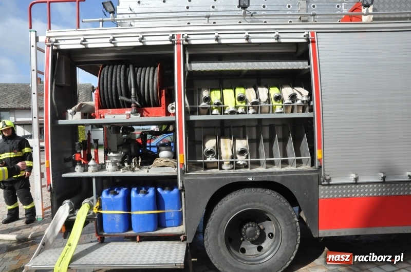 Zdjęcie w galerii na portalu naszraciborz.pl: Pożar w domu seniora! Polsko-czeskie ćwiczenia bojowe w Zabełkowie FOTO i WIDEO wiadomości z regionu