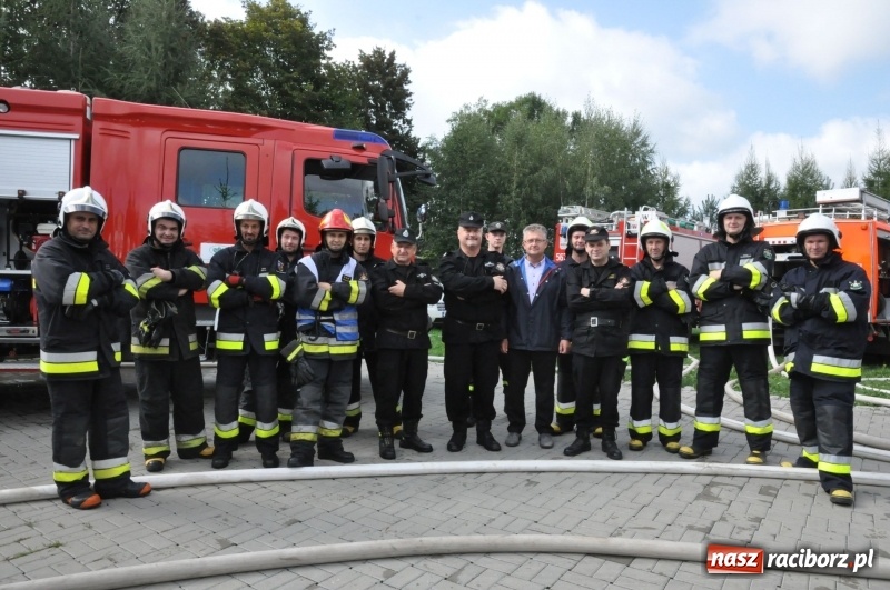 Zdjęcie w galerii na portalu naszraciborz.pl: Pożar w domu seniora! Polsko-czeskie ćwiczenia bojowe w Zabełkowie FOTO i WIDEO wiadomości z regionu