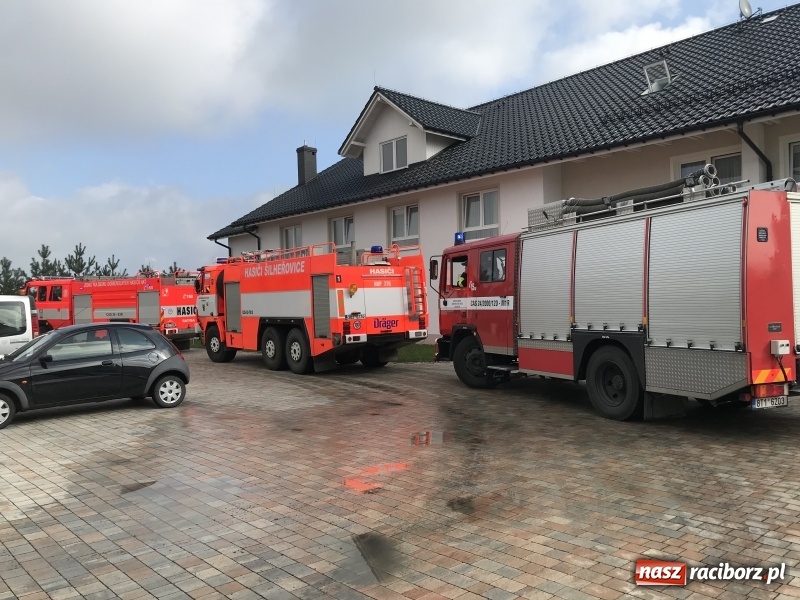 Zdjęcie w galerii na portalu naszraciborz.pl: Pożar w domu seniora! Polsko-czeskie ćwiczenia bojowe w Zabełkowie FOTO i WIDEO wiadomości z regionu