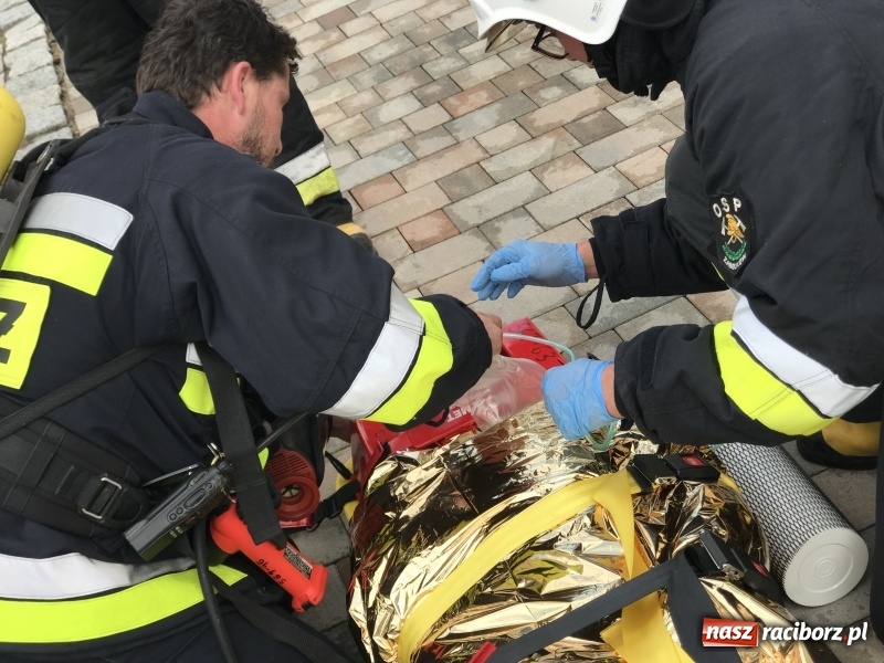 Zdjęcie w galerii na portalu naszraciborz.pl: Pożar w domu seniora! Polsko-czeskie ćwiczenia bojowe w Zabełkowie FOTO i WIDEO wiadomości z regionu