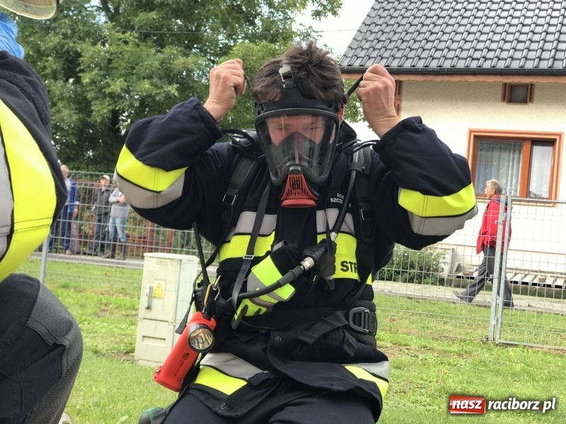 Zdjęcie w galerii na portalu naszraciborz.pl: Pożar w domu seniora! Polsko-czeskie ćwiczenia bojowe w Zabełkowie FOTO i WIDEO wiadomości z regionu
