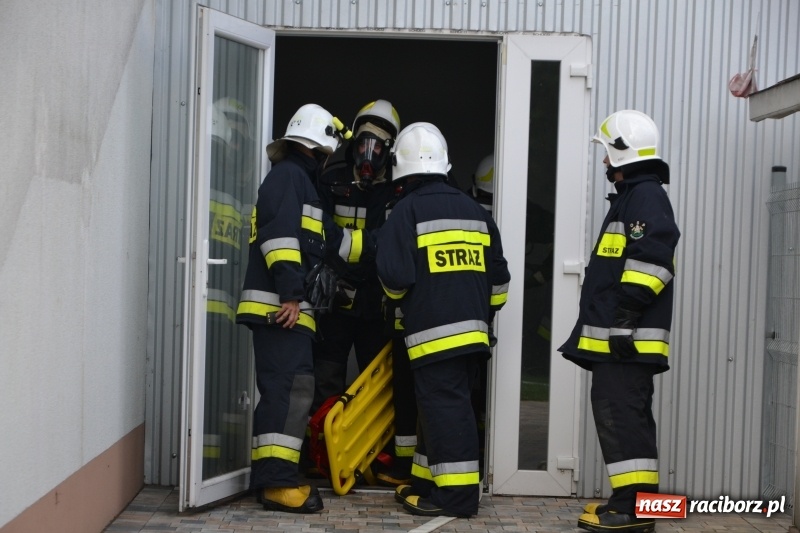 Zdjęcie w galerii na portalu naszraciborz.pl: Pożar w domu seniora! Polsko-czeskie ćwiczenia bojowe w Zabełkowie FOTO i WIDEO wiadomości z regionu