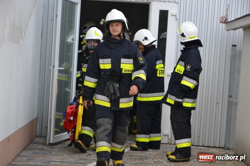 Zdjęcie w galerii na portalu naszraciborz.pl: Pożar w domu seniora! Polsko-czeskie ćwiczenia bojowe w Zabełkowie FOTO i WIDEO wiadomości z regionu