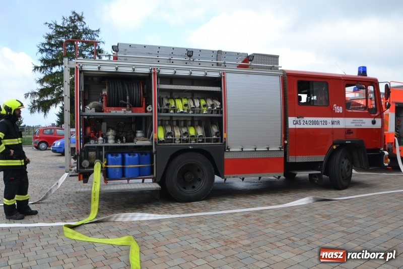 Zdjęcie w galerii na portalu naszraciborz.pl: Pożar w domu seniora! Polsko-czeskie ćwiczenia bojowe w Zabełkowie FOTO i WIDEO wiadomości z regionu