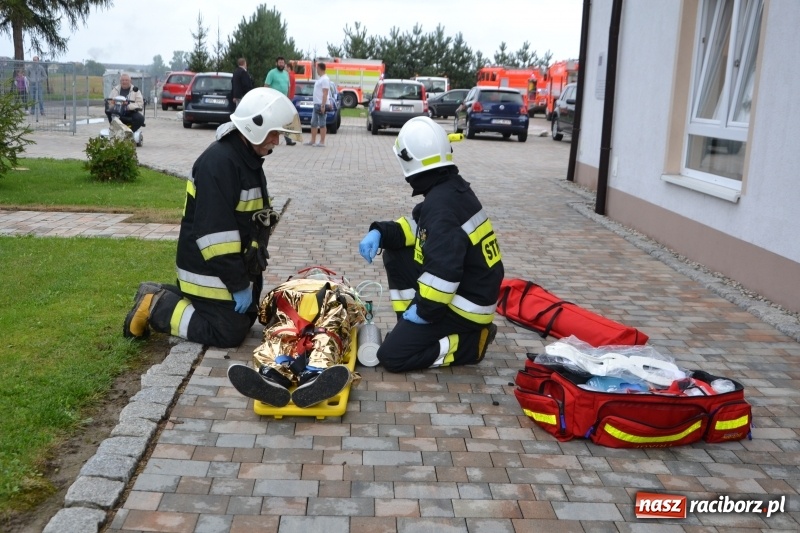 Zdjęcie w galerii na portalu naszraciborz.pl: Pożar w domu seniora! Polsko-czeskie ćwiczenia bojowe w Zabełkowie FOTO i WIDEO wiadomości z regionu