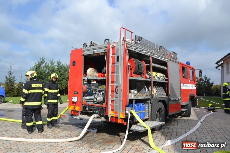 Zdjęcie w galerii na portalu naszraciborz.pl: Pożar w domu seniora! Polsko-czeskie ćwiczenia bojowe w Zabełkowie FOTO i WIDEO wiadomości z regionu