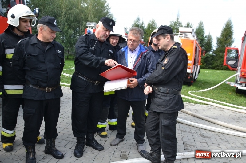Zdjęcie w galerii na portalu naszraciborz.pl: Pożar w domu seniora! Polsko-czeskie ćwiczenia bojowe w Zabełkowie FOTO i WIDEO wiadomości z regionu