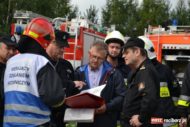 Zdjęcie w galerii na portalu naszraciborz.pl: Pożar w domu seniora! Polsko-czeskie ćwiczenia bojowe w Zabełkowie FOTO i WIDEO wiadomości z regionu