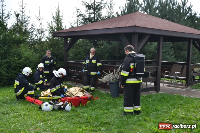 Zdjęcie w galerii na portalu naszraciborz.pl: Pożar w domu seniora! Polsko-czeskie ćwiczenia bojowe w Zabełkowie FOTO i WIDEO wiadomości z regionu