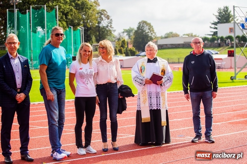 Zdjęcie w galerii na portalu naszraciborz.pl: Lekkoatletyczne Mistrzostwa Polski w Raciborzu wiadomości z regionu