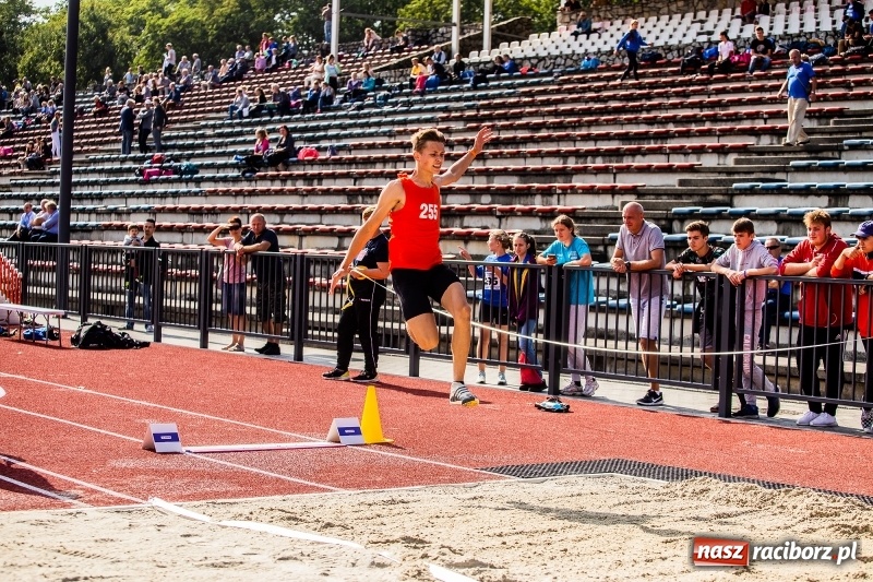 Zdjęcie w galerii na portalu naszraciborz.pl: Lekkoatletyczne Mistrzostwa Polski w Raciborzu wiadomości z regionu