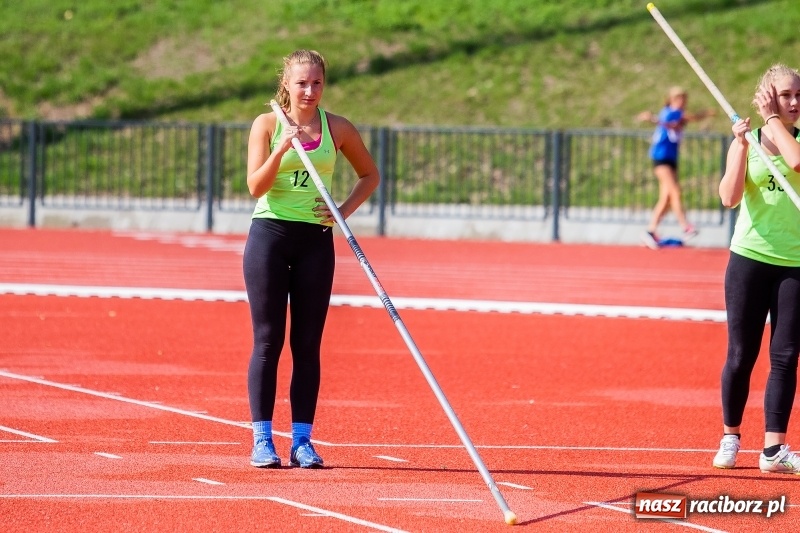 Zdjęcie w galerii na portalu naszraciborz.pl: Lekkoatletyczne Mistrzostwa Polski w Raciborzu wiadomości z regionu