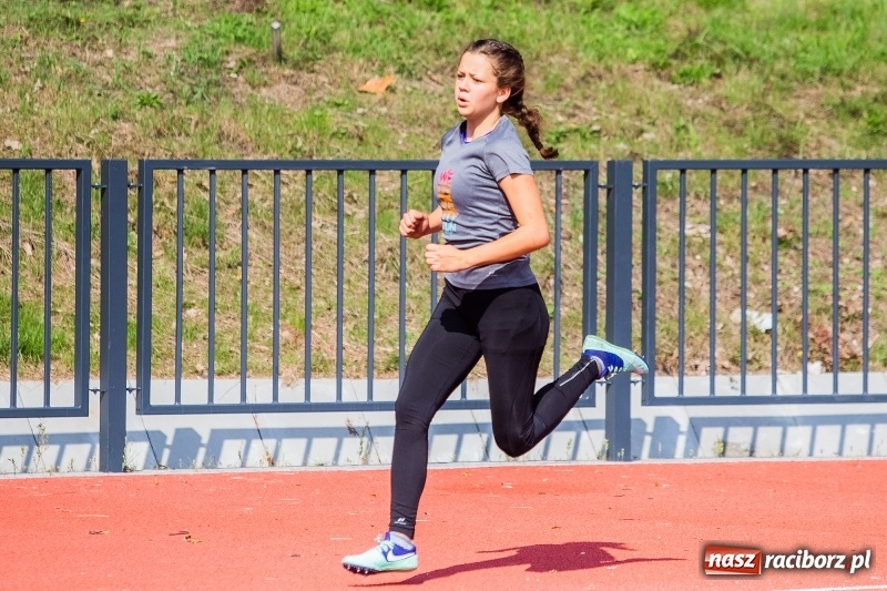 Zdjęcie w galerii na portalu naszraciborz.pl: Lekkoatletyczne Mistrzostwa Polski w Raciborzu wiadomości z regionu