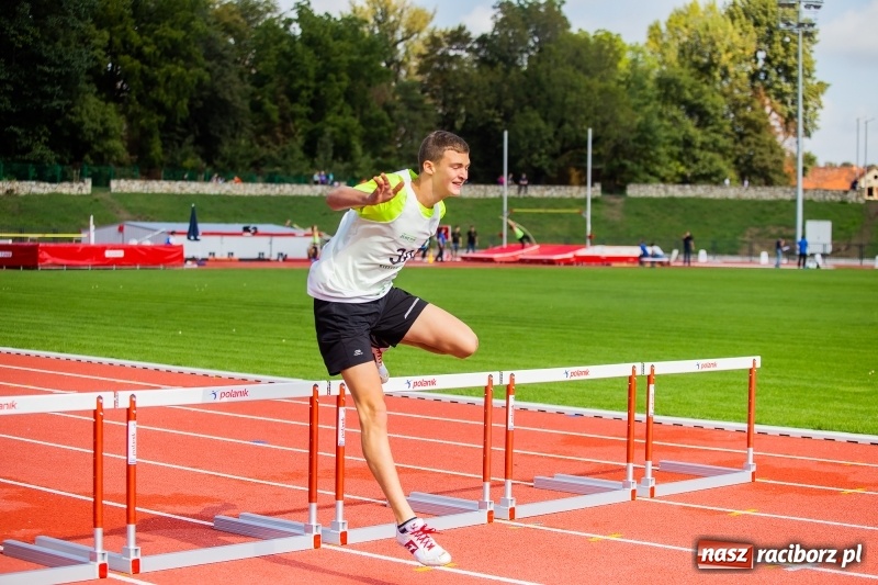 Zdjęcie w galerii na portalu naszraciborz.pl: Lekkoatletyczne Mistrzostwa Polski w Raciborzu wiadomości z regionu