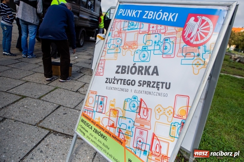 Zdjęcie w galerii na portalu naszraciborz.pl: Zbiórka elektrośmieci w Raciborzu wiadomości z regionu