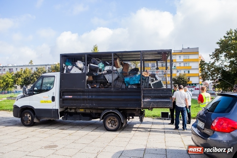 Zdjęcie w galerii na portalu naszraciborz.pl: Zbiórka elektrośmieci w Raciborzu wiadomości z regionu