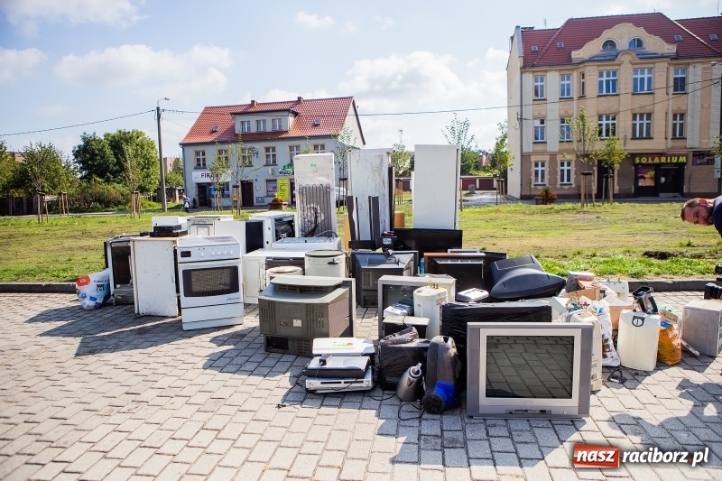 Zdjęcie w galerii na portalu naszraciborz.pl: Zbiórka elektrośmieci w Raciborzu wiadomości z regionu
