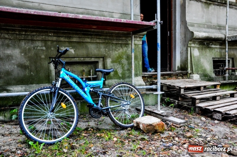 Zdjęcie w galerii na portalu naszraciborz.pl: Pałac w Rzuchowie wstaje z ruin. Tak dziś wyglądają jego wnętrza  wiadomości z regionu
