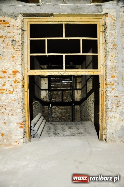 Zdjęcie w galerii na portalu naszraciborz.pl: Pałac w Rzuchowie wstaje z ruin. Tak dziś wyglądają jego wnętrza  wiadomości z regionu