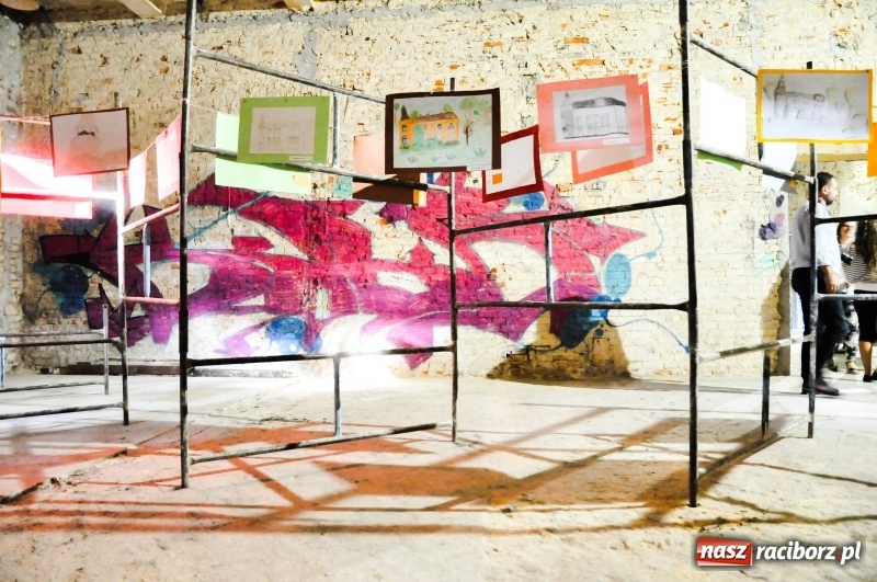 Zdjęcie w galerii na portalu naszraciborz.pl: Pałac w Rzuchowie wstaje z ruin. Tak dziś wyglądają jego wnętrza  wiadomości z regionu