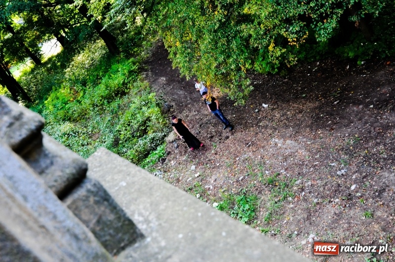 Zdjęcie w galerii na portalu naszraciborz.pl: Pałac w Rzuchowie wstaje z ruin. Tak dziś wyglądają jego wnętrza  wiadomości z regionu