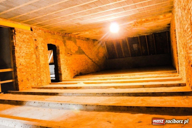 Zdjęcie w galerii na portalu naszraciborz.pl: Pałac w Rzuchowie wstaje z ruin. Tak dziś wyglądają jego wnętrza  wiadomości z regionu