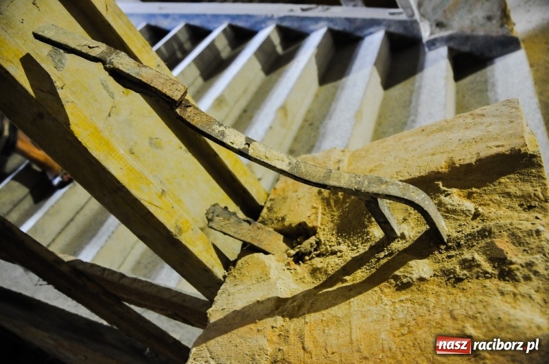 Zdjęcie w galerii na portalu naszraciborz.pl: Pałac w Rzuchowie wstaje z ruin. Tak dziś wyglądają jego wnętrza  wiadomości z regionu