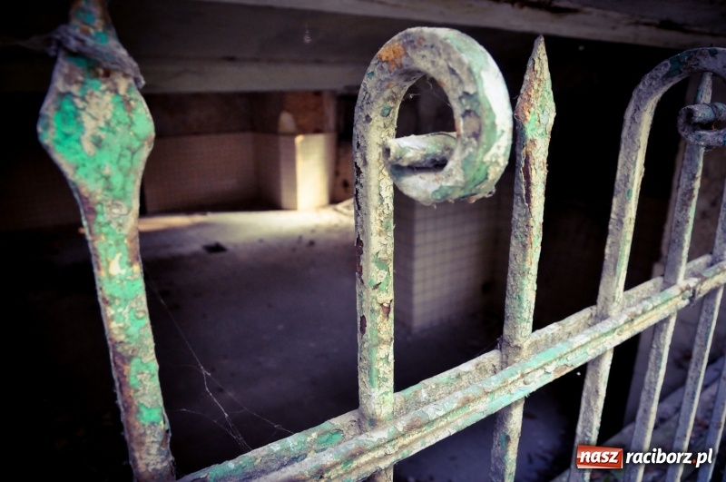 Zdjęcie w galerii na portalu naszraciborz.pl: Pałac w Rzuchowie wstaje z ruin. Tak dziś wyglądają jego wnętrza  wiadomości z regionu