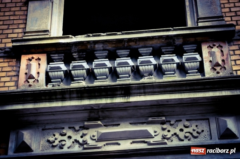 Zdjęcie w galerii na portalu naszraciborz.pl: Pałac w Rzuchowie wstaje z ruin. Tak dziś wyglądają jego wnętrza  wiadomości z regionu