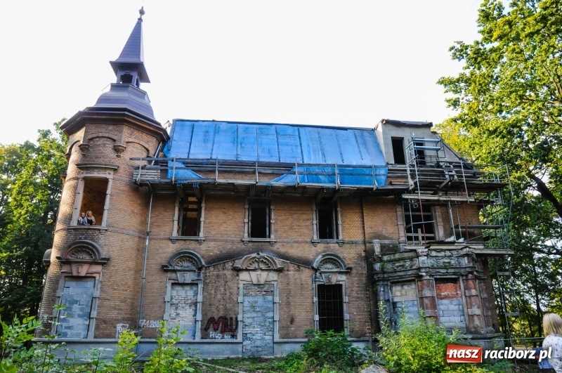 Zdjęcie w galerii na portalu naszraciborz.pl: Pałac w Rzuchowie wstaje z ruin. Tak dziś wyglądają jego wnętrza  wiadomości z regionu