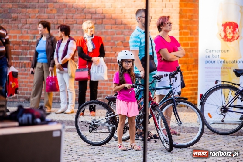 Zdjęcie w galerii na portalu naszraciborz.pl: XXVII Festiwal Spotkałem Pana. DZIEŃ PIERWSZY  wiadomości z regionu