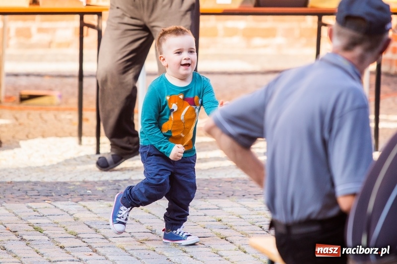 Zdjęcie w galerii na portalu naszraciborz.pl: XXVII Festiwal Spotkałem Pana. DZIEŃ PIERWSZY  wiadomości z regionu
