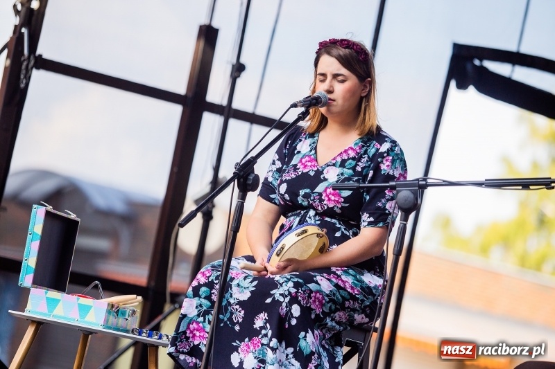 Zdjęcie w galerii na portalu naszraciborz.pl: XXVII Festiwal Spotkałem Pana. DZIEŃ PIERWSZY  wiadomości z regionu