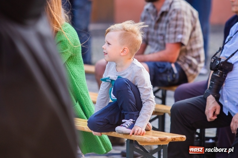 Zdjęcie w galerii na portalu naszraciborz.pl: XXVII Festiwal Spotkałem Pana. DZIEŃ PIERWSZY  wiadomości z regionu