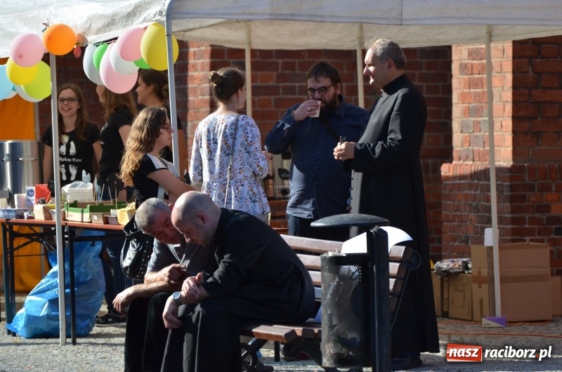 Zdjęcie w galerii na portalu naszraciborz.pl: XXVII Festiwal Spotkałem Pana. DZIEŃ PIERWSZY  wiadomości z regionu