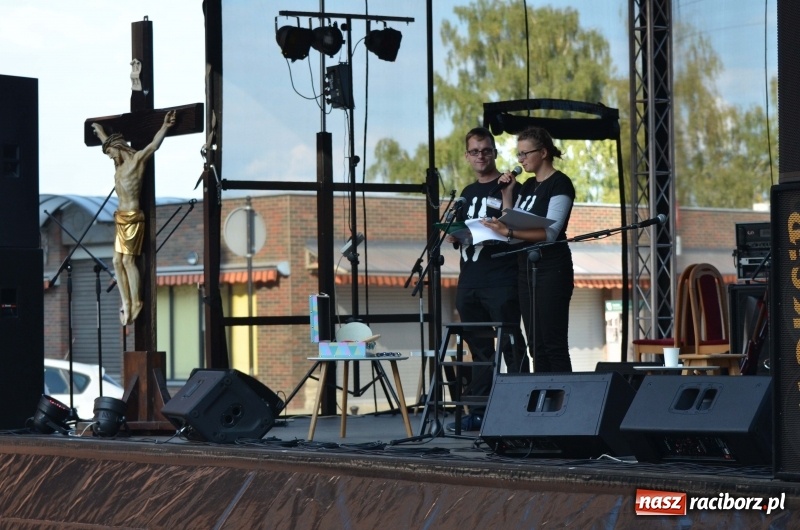 Zdjęcie w galerii na portalu naszraciborz.pl: XXVII Festiwal Spotkałem Pana. DZIEŃ PIERWSZY  wiadomości z regionu