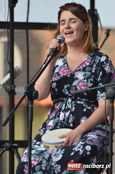 Zdjęcie w galerii na portalu naszraciborz.pl: XXVII Festiwal Spotkałem Pana. DZIEŃ PIERWSZY  wiadomości z regionu