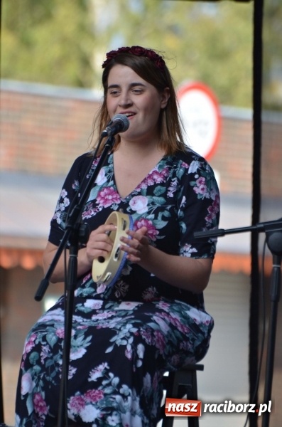 Zdjęcie w galerii na portalu naszraciborz.pl: XXVII Festiwal Spotkałem Pana. DZIEŃ PIERWSZY  wiadomości z regionu